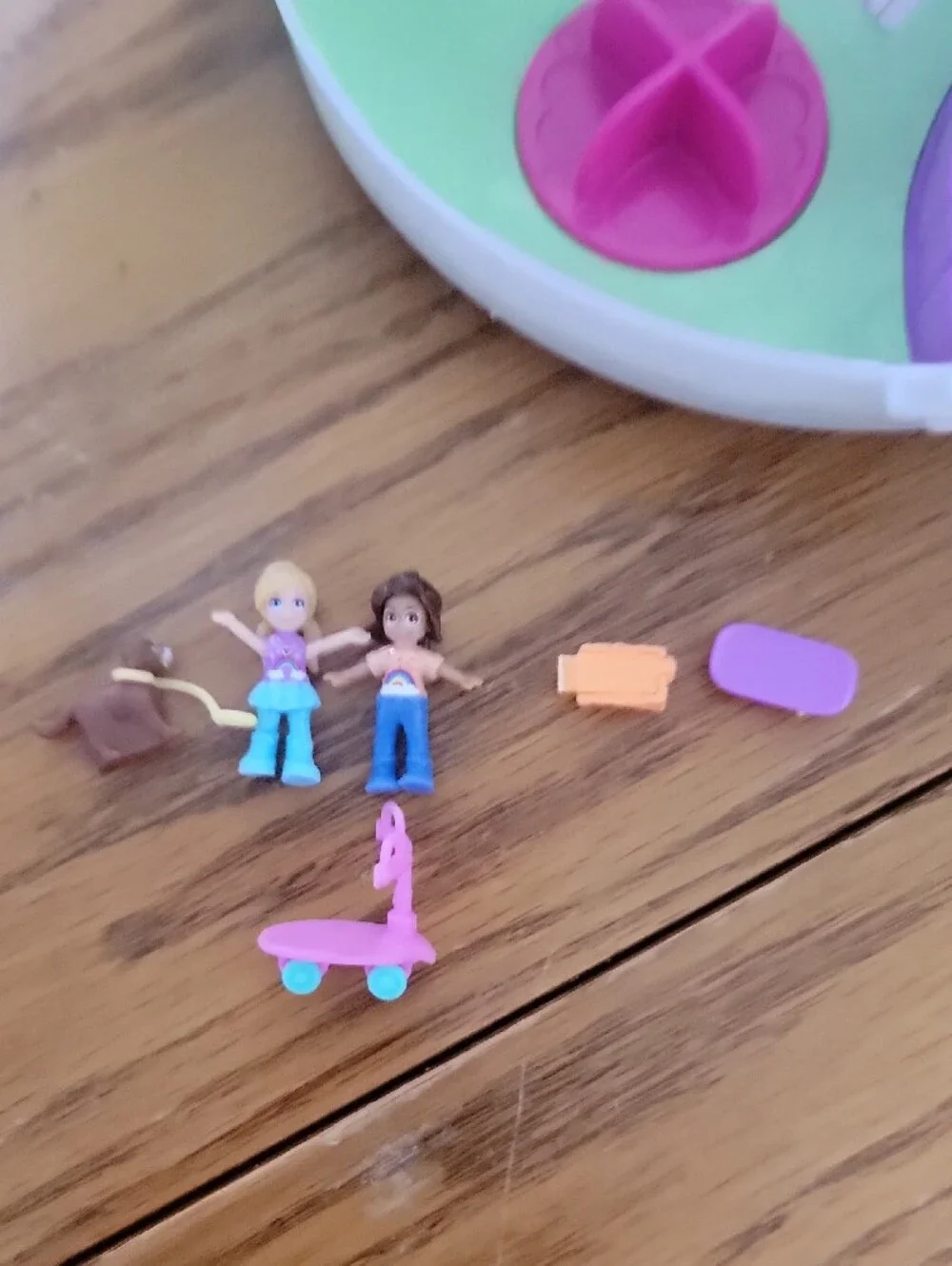 Polly Pocket Rainbow Dream Purse Wearable Compact Doll Play 2019 Date